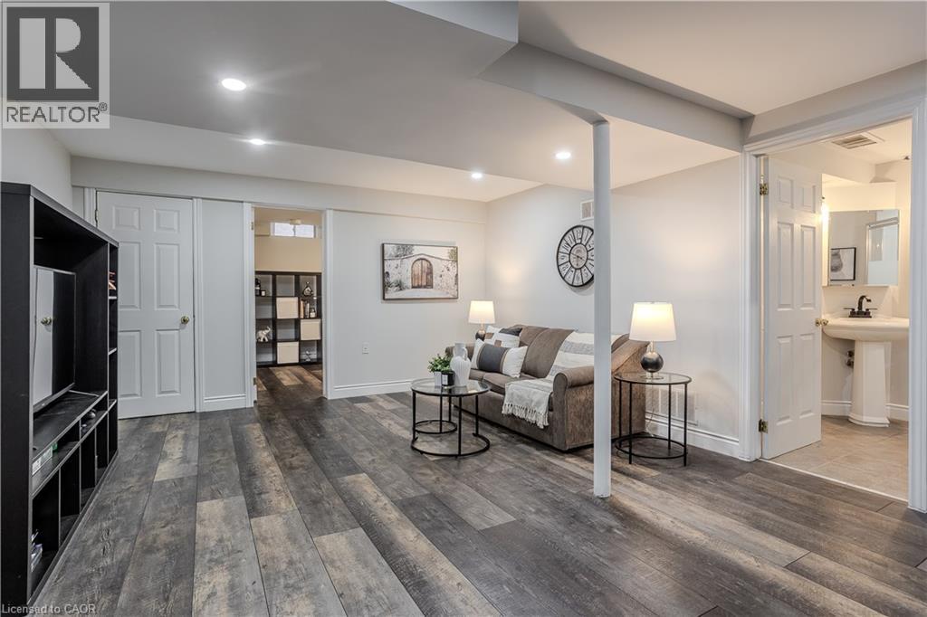 96 Laurendale Avenue, Waterdown, Ontario  L0R 2H3 - Photo 36 - 40770585