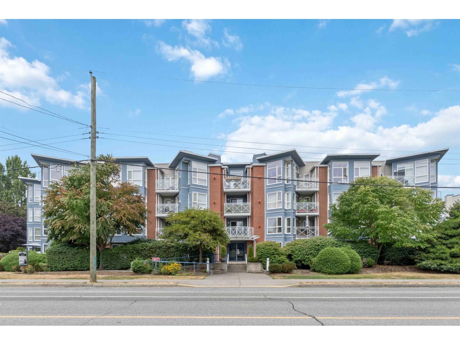 307 20245 53 Avenue, Langley, British Columbia V3A 3V2 - Photo 1 - R3048852