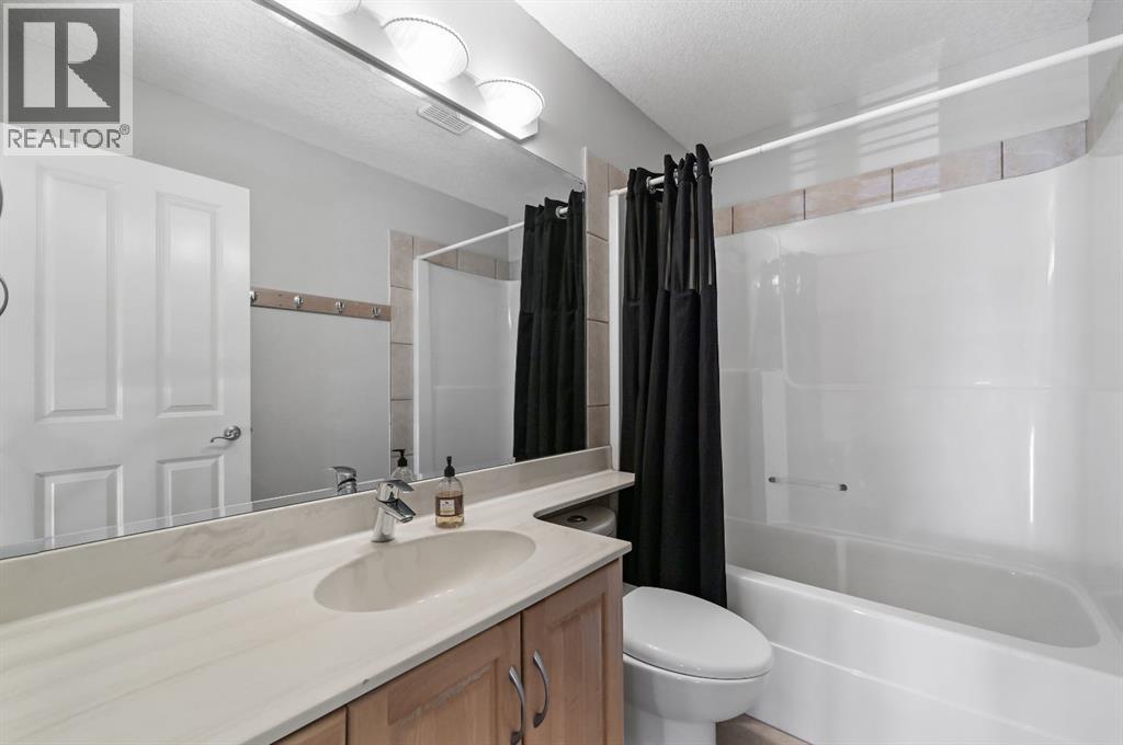 1458 Strathcona Drive Sw, Calgary, Alberta  T3H 4M2 - Photo 35 - A2259269