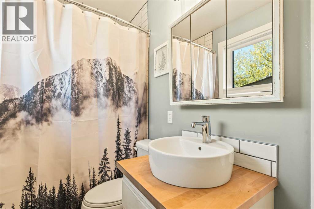 109, 200 Three Sisters Drive, Canmore, Alberta  T1W 2M1 - Photo 27 - A2260122