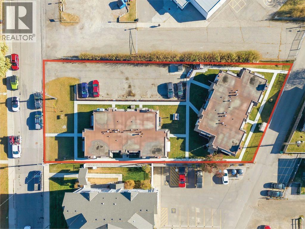 121 Powell Street, Cochrane, Alberta  T4C 1Z4 - Photo 8 - A2266239