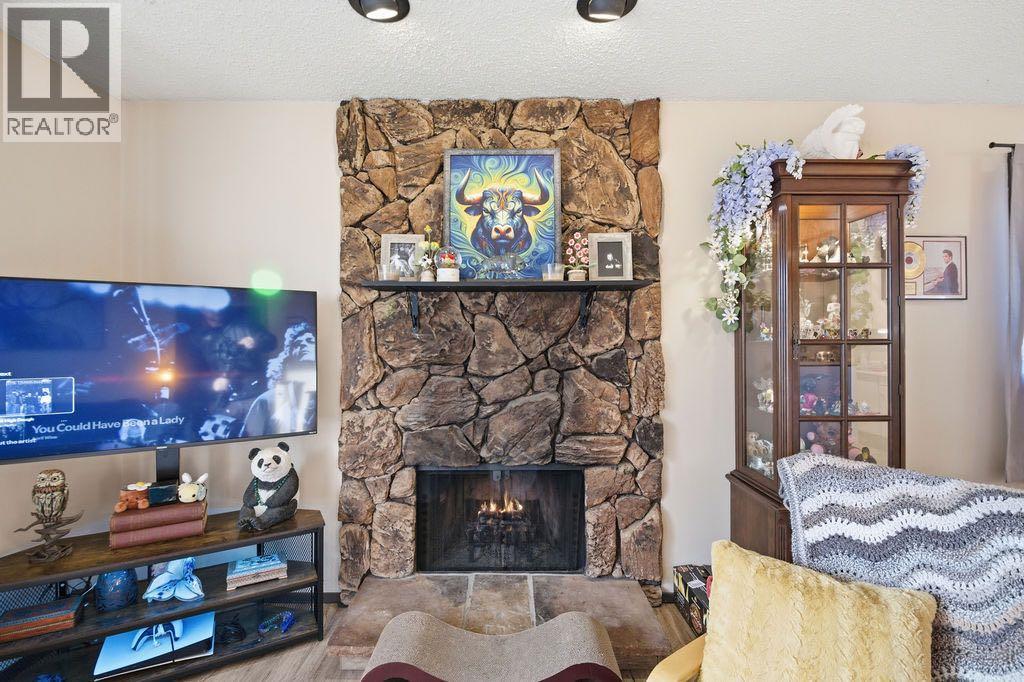 121 Powell Street, Cochrane, Alberta  T4C 1Z4 - Photo 37 - A2266239