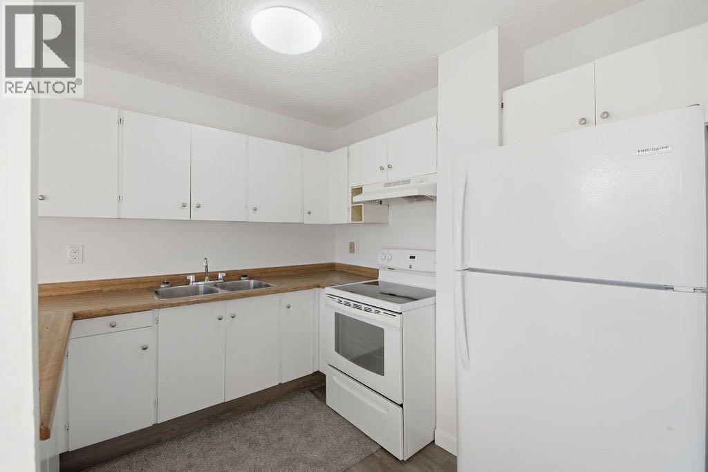 121 Powell Street, Cochrane, Alberta  T4C 1Z4 - Photo 18 - A2266239