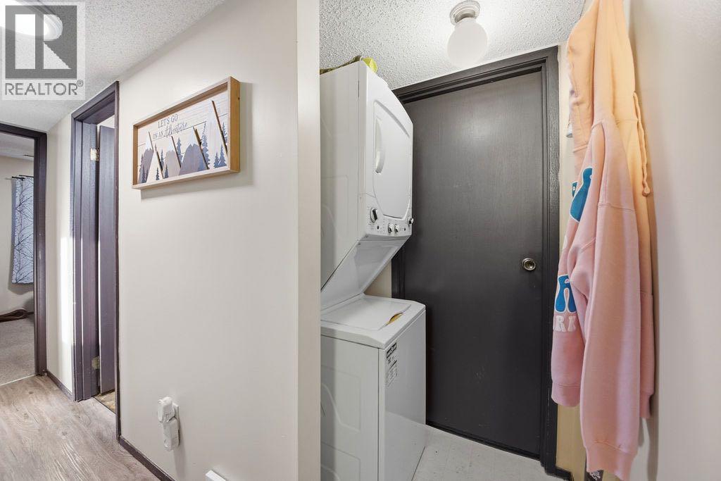 121 Powell Street, Cochrane, Alberta  T4C 1Z4 - Photo 40 - A2266239