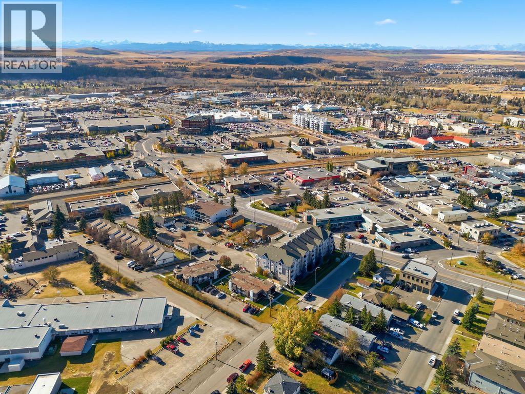 121 Powell Street, Cochrane, Alberta  T4C 1Z4 - Photo 48 - A2266239