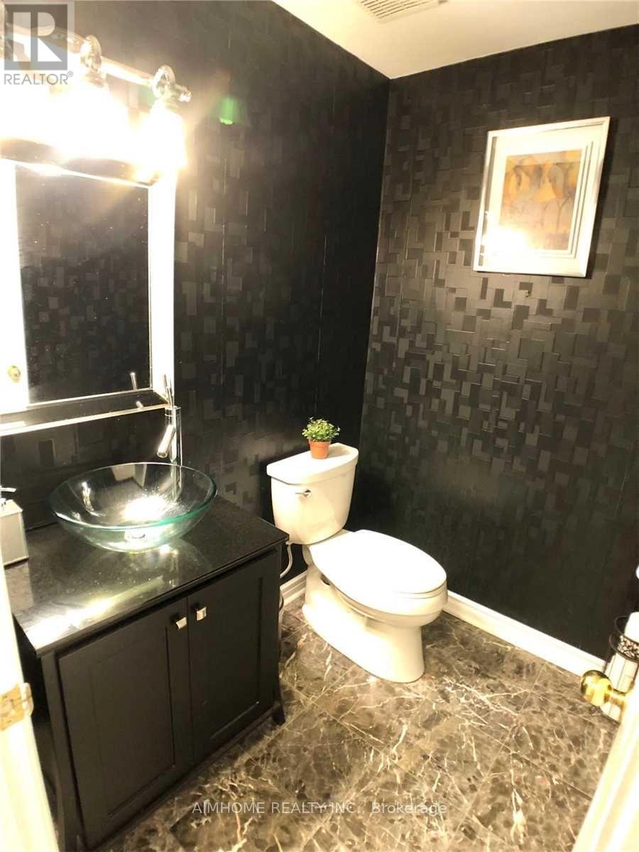 31 Horizon Court, Richmond Hill, Ontario  L4B 3G1 - Photo 20 - N12519208