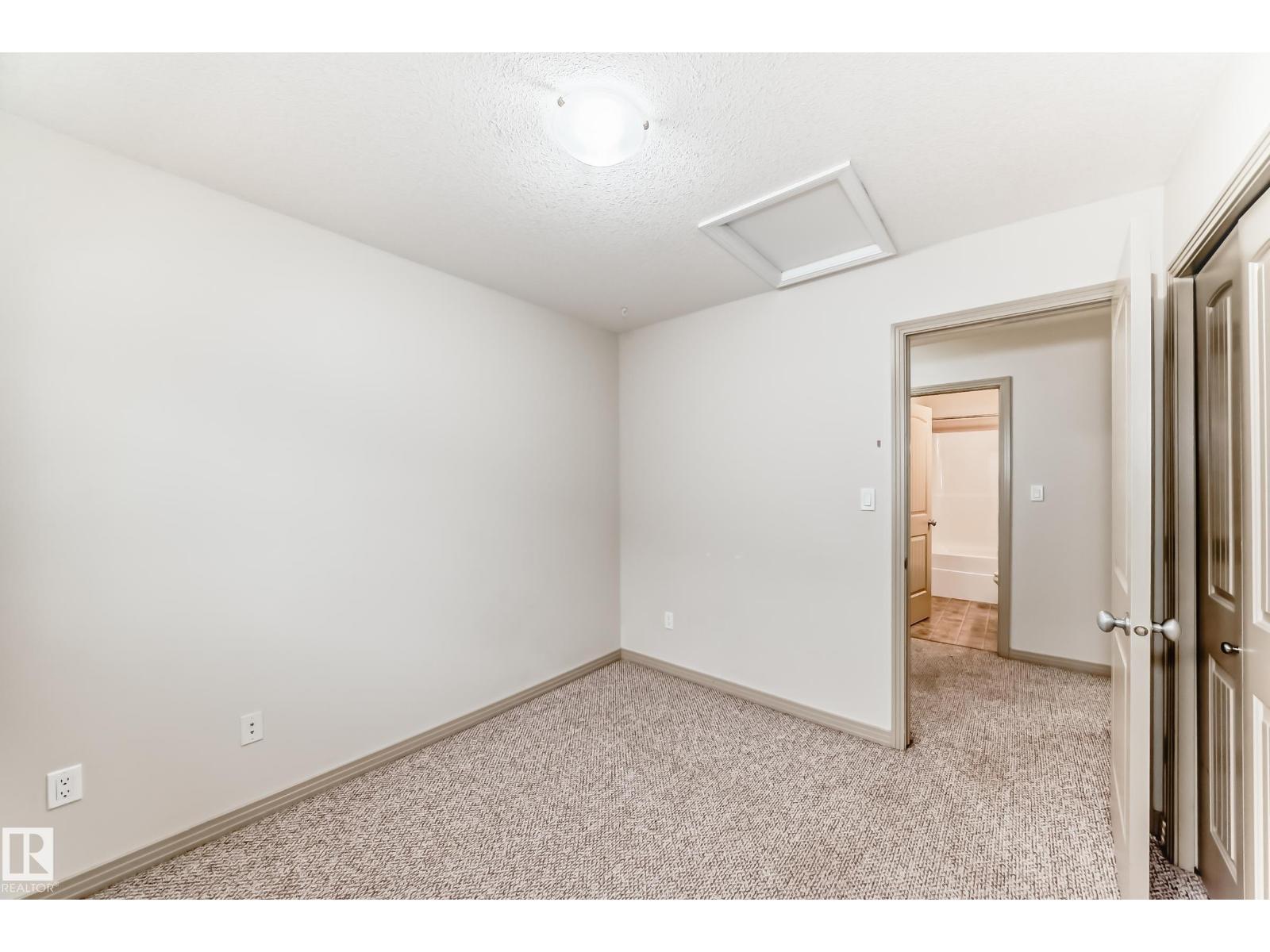 5930 165 Av Nw, Edmonton, Alberta  T5Y 0J1 - Photo 14 - E4465016