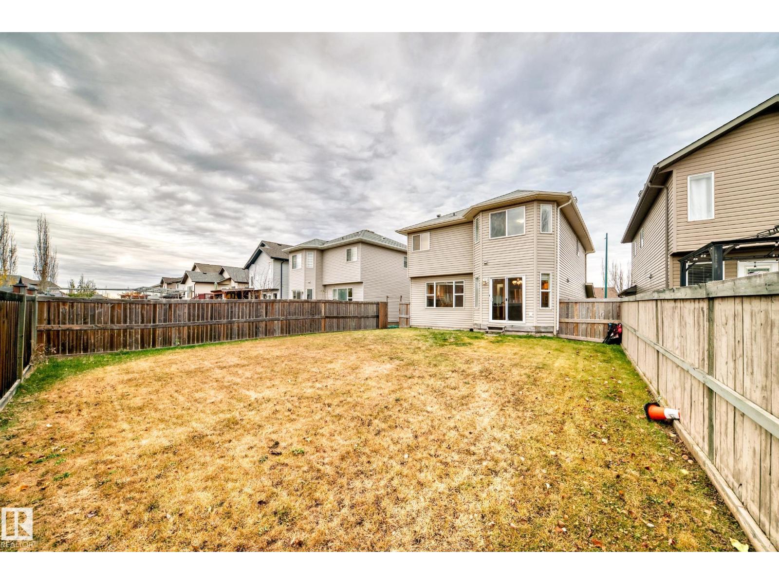 5930 165 Av Nw, Edmonton, Alberta  T5Y 0J1 - Photo 2 - E4465016