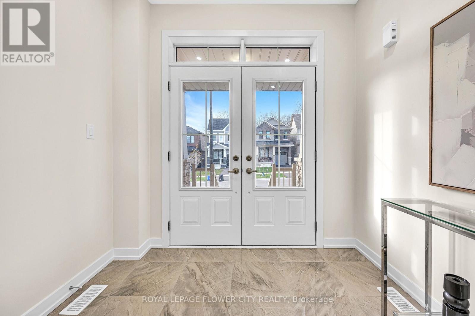 22 Subdin Drive, Haldimand, Ontario  N3W 1V5 - Photo 10 - X12519774