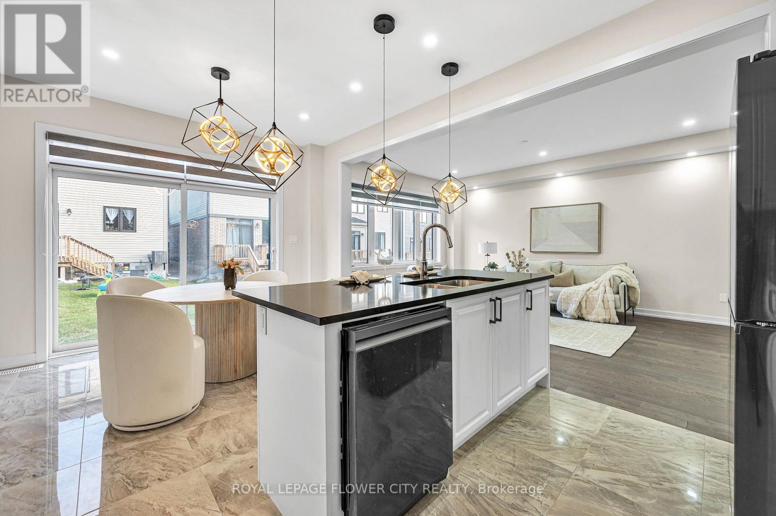 22 Subdin Drive, Haldimand, Ontario  N3W 1V5 - Photo 23 - X12519774