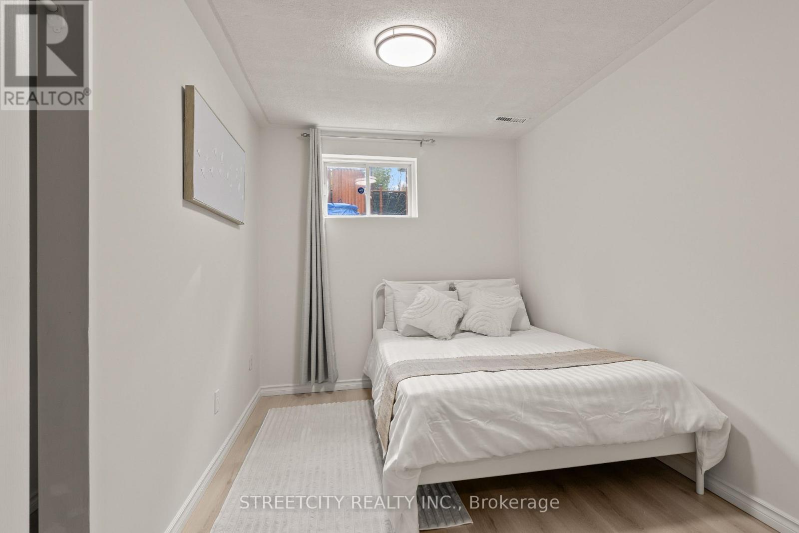 856 Thistledown Way, London North, Ontario  N6G 4Z8 - Photo 26 - X12519814