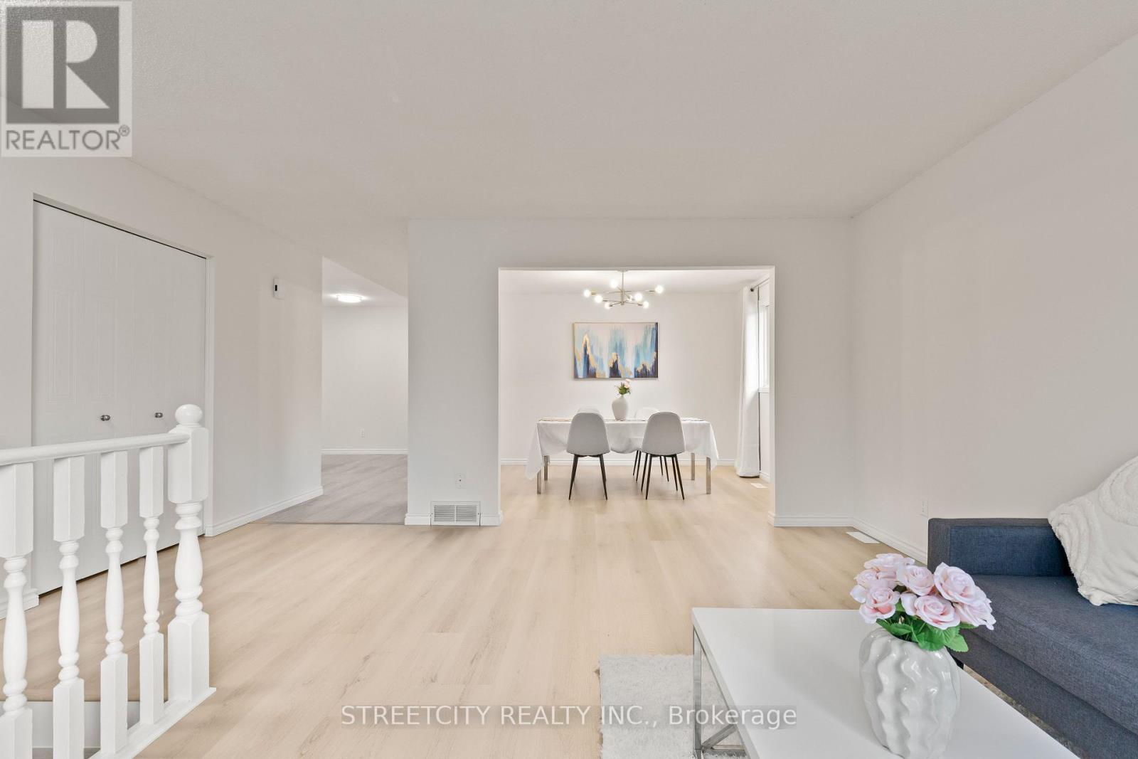 856 Thistledown Way, London North, Ontario  N6G 4Z8 - Photo 8 - X12519814