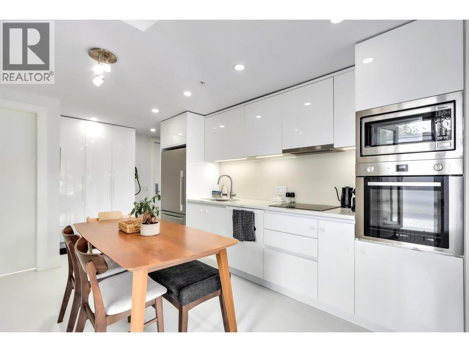 303 2239 W 7th Avenue, Vancouver, British Columbia  V6K 1Y3 - Photo 5 - R3065596