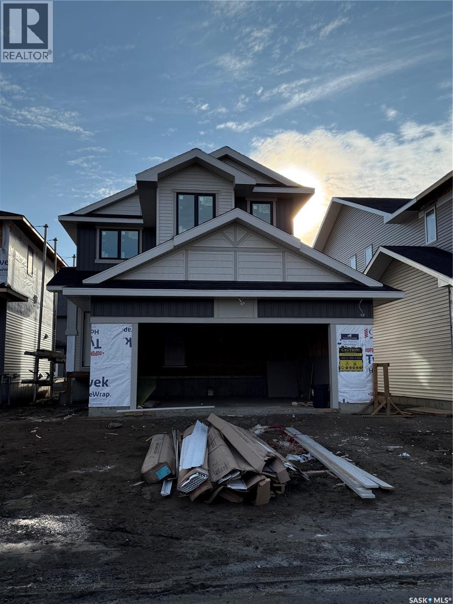 931 Traeger Manor, Saskatoon, Saskatchewan  S7V 1V8 - Photo 1 - SK022437