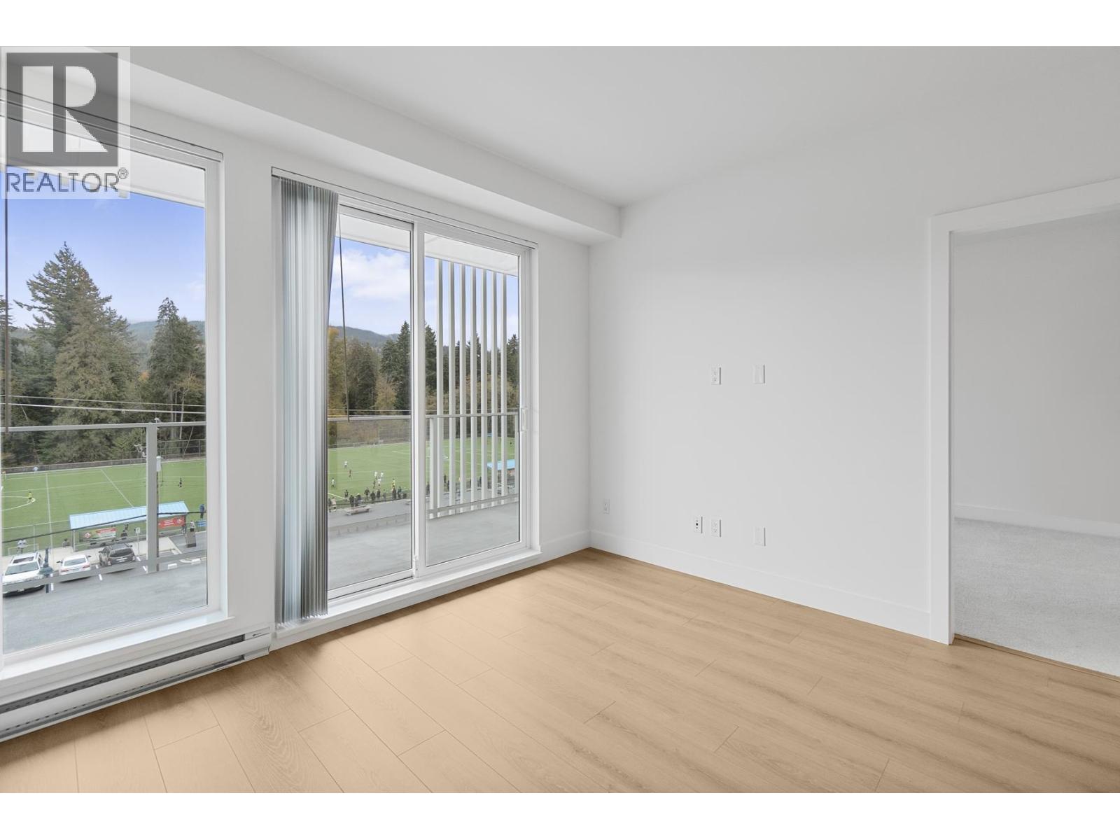 415 3075 MURRAY STREET, port moody, British Columbia