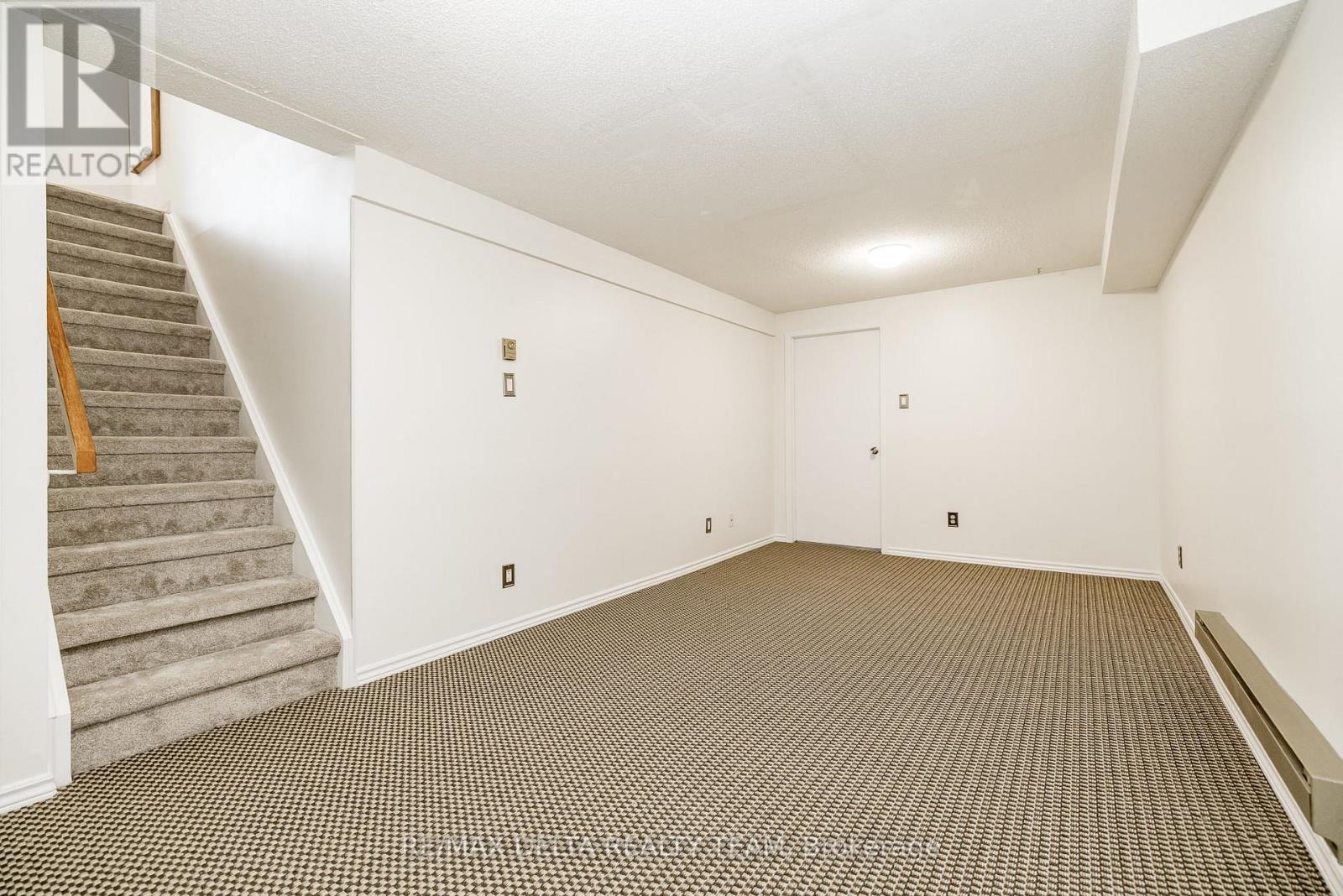 205 - 1720 Marsala Crescent, Ottawa, Ontario  K4A 2G8 - Photo 21 - X12505368