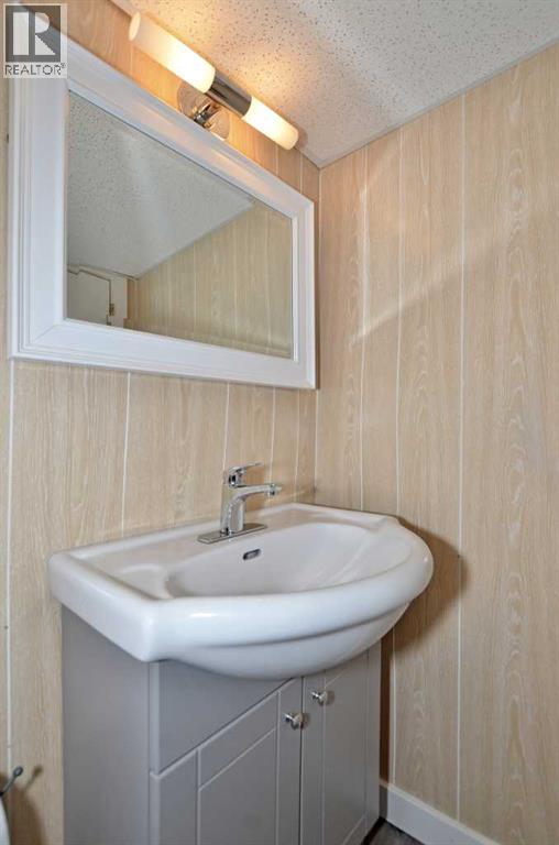 809 8 Avenue Ne, Calgary, Alberta  T2E 0R9 - Photo 27 - A2256286