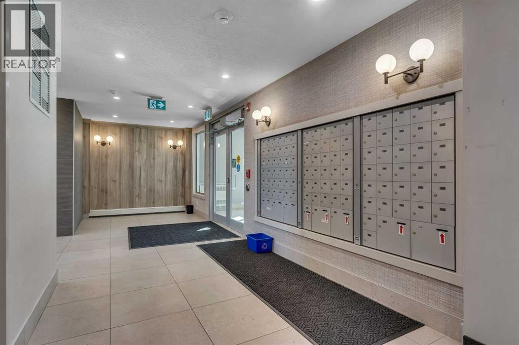 108, 238 Sage Valley Common Nw, Calgary, Alberta  T3R 1X8 - Photo 5 - A2267098