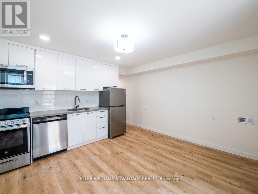 Lower - 283 Greenwood Avenue, Toronto, Ontario  M4L 2R6 - Photo 3 - E12519846