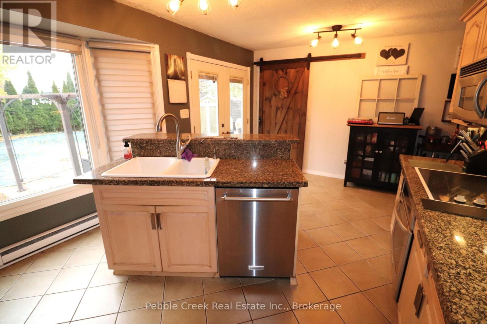 790 Andrew Malcolm Drive, Kincardine, Ontario  N2Z 1M7 - Photo 10 - X12519900