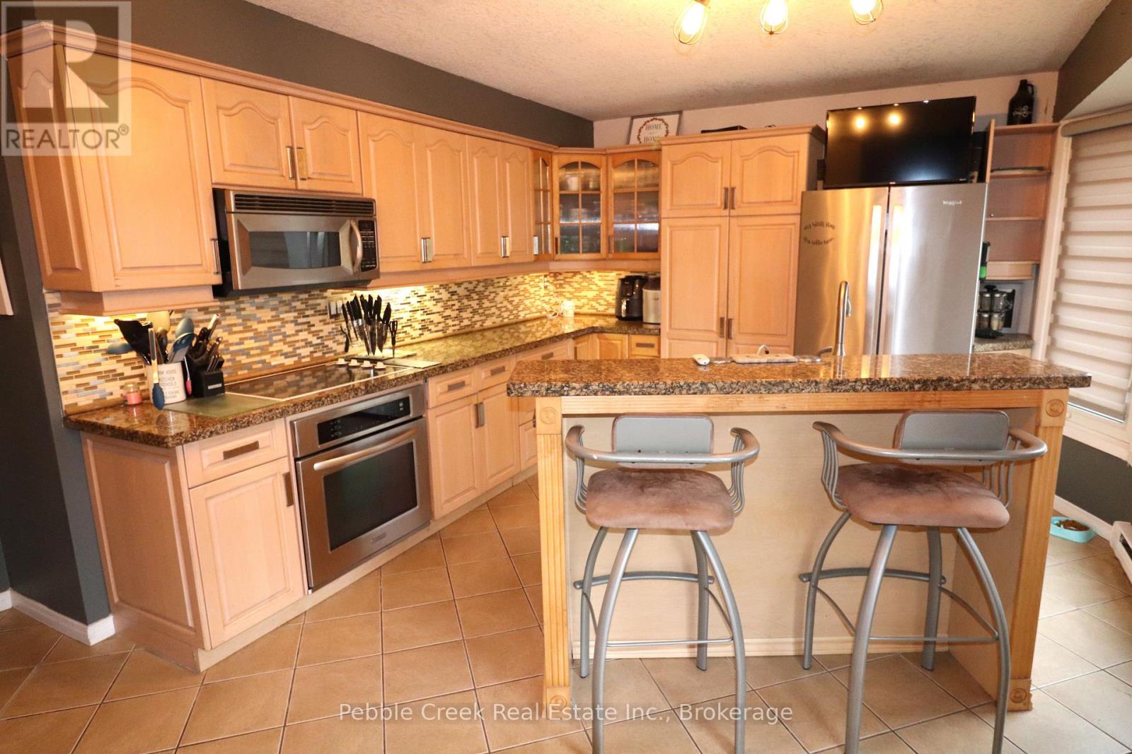 790 Andrew Malcolm Drive, Kincardine, Ontario  N2Z 1M7 - Photo 7 - X12519900