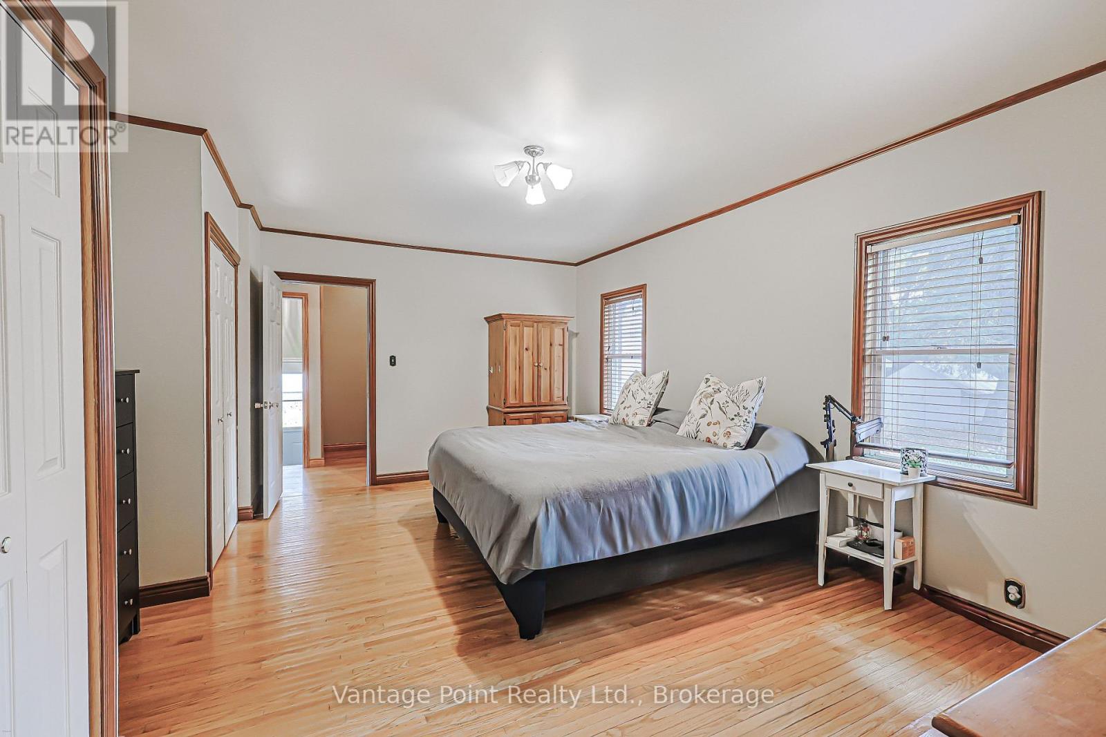 7 Park Head Road, South Bruce Peninsula, Ontario N0H 1P0 - Photo 13 - X12519954