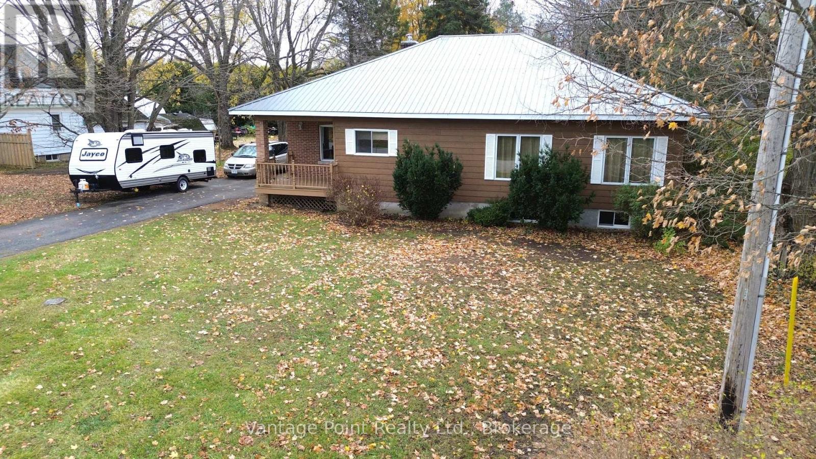 7 Park Head Road, South Bruce Peninsula, Ontario N0H 1P0 - Photo 27 - X12519954