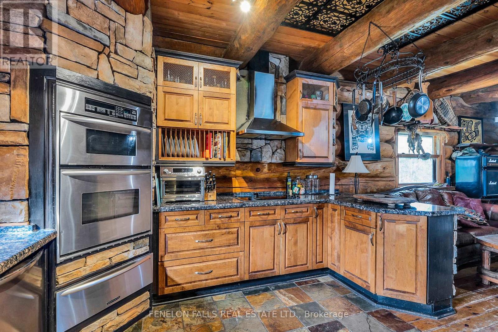 348 Ogemah Road, Kawartha Lakes, Ontario  K0M 2G0 - Photo 14 - X12519920