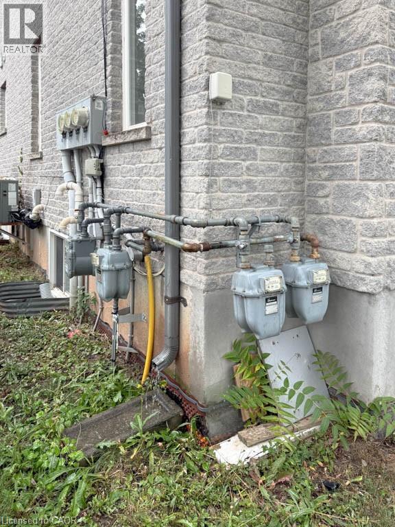 4405 Simcoe Street, Niagara Falls, Ontario  L2E 1T7 - Photo 4 - 40768874