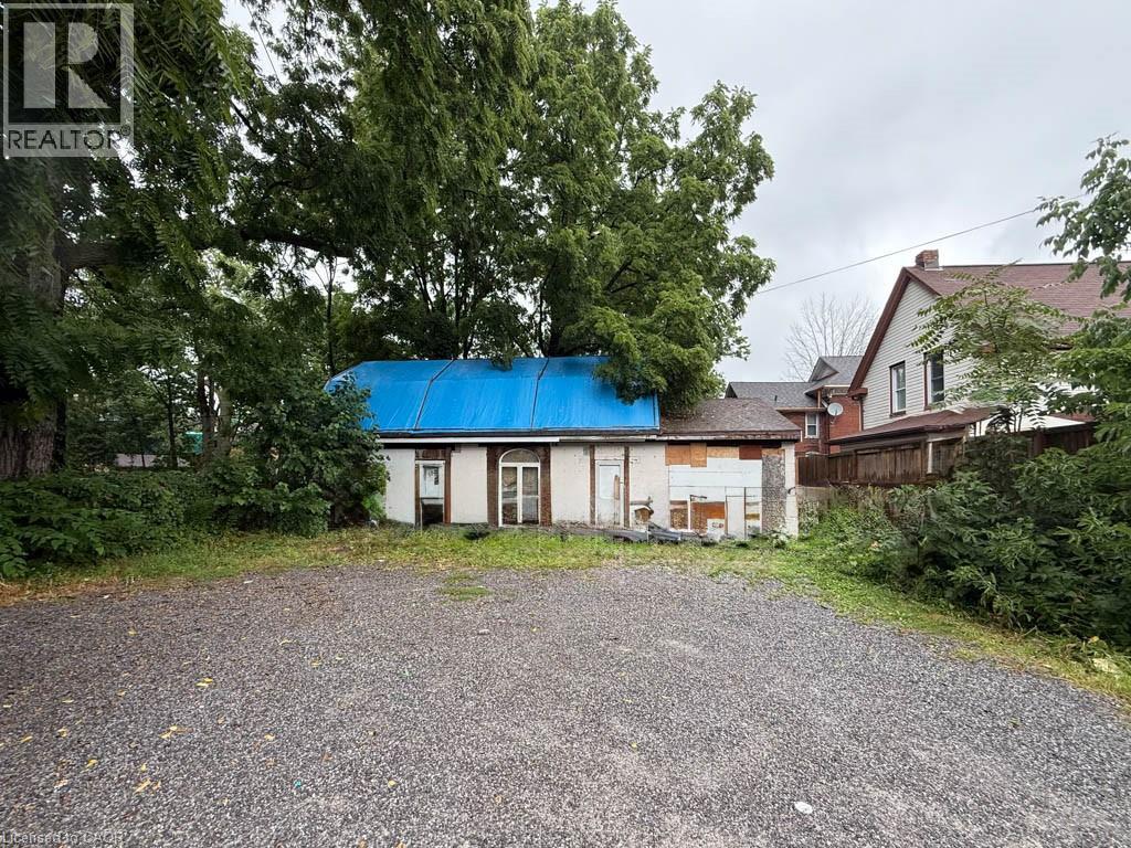 4405 Simcoe Street, Niagara Falls, Ontario  L2E 1T7 - Photo 47 - 40768874