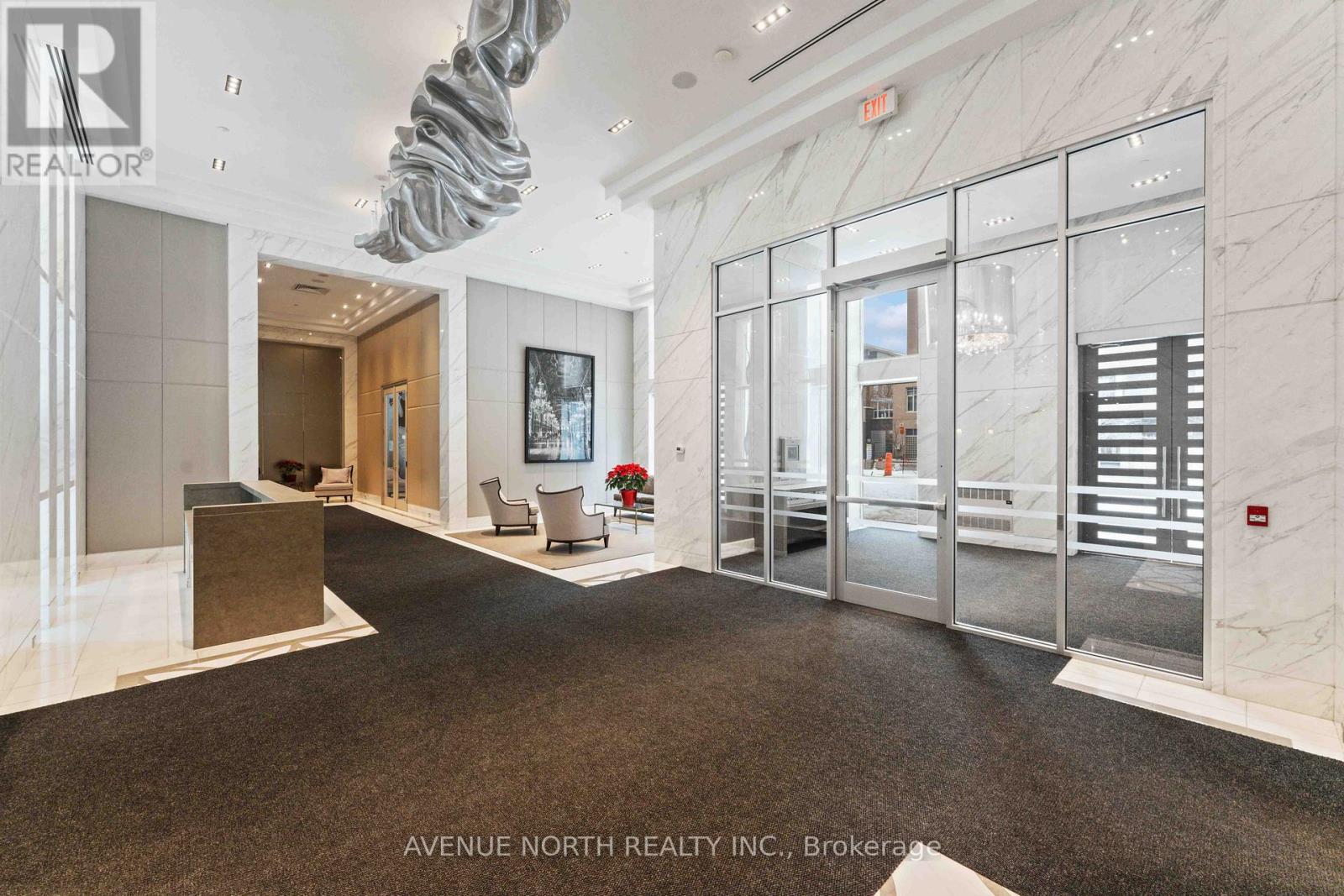 601 - 111 Champagne Avenue S, Ottawa, Ontario  K1S 5V3 - Photo 4 - X12519870