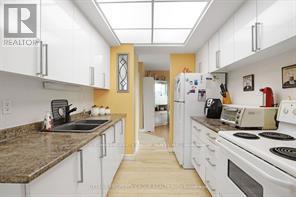 913 - 555 Brittany Drive, Ottawa, Ontario  K1K 4C5 - Photo 11 - X12519904