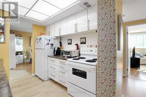 913 - 555 Brittany Drive, Ottawa, Ontario  K1K 4C5 - Photo 13 - X12519904