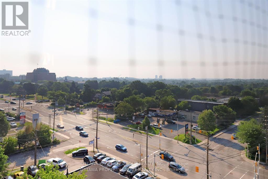 913 - 555 Brittany Drive, Ottawa, Ontario  K1K 4C5 - Photo 21 - X12519904
