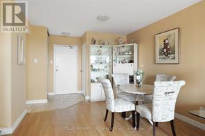 913 - 555 Brittany Drive, Ottawa, Ontario  K1K 4C5 - Photo 8 - X12519904