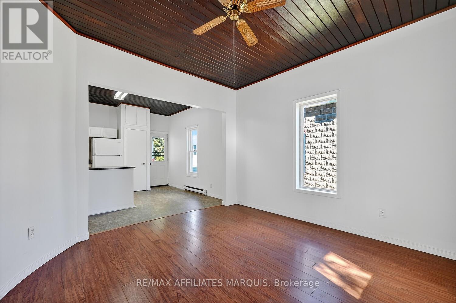 26 Rideau Street, Westport, Ontario  K0G 1X0 - Photo 18 - X12519912