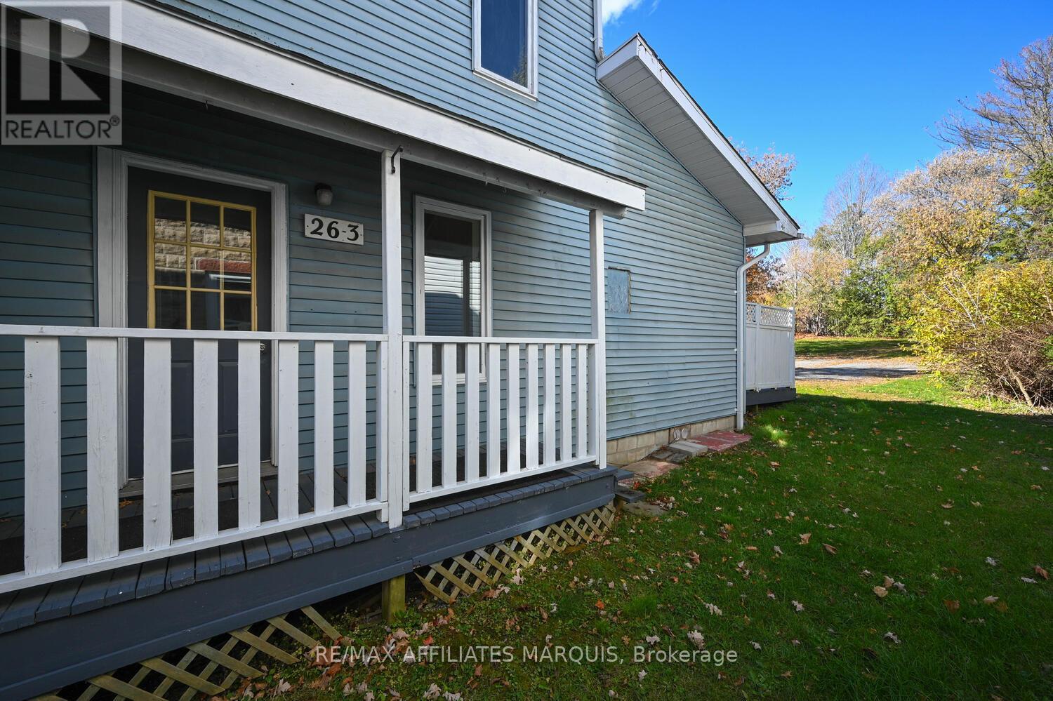 26 Rideau Street, Westport, Ontario  K0G 1X0 - Photo 25 - X12519912