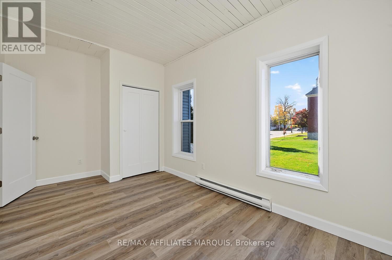 26 Rideau Street, Westport, Ontario  K0G 1X0 - Photo 32 - X12519912