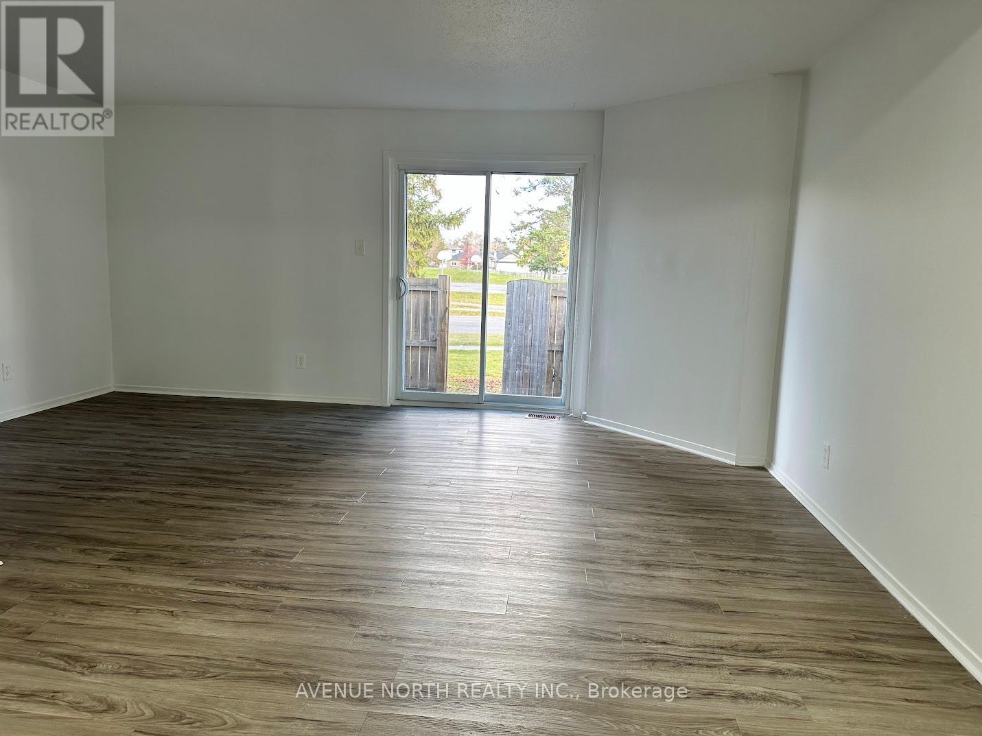 65 - 1787 Dondale Street, Ottawa, Ontario  K1B 5H9 - Photo 10 - X12519940