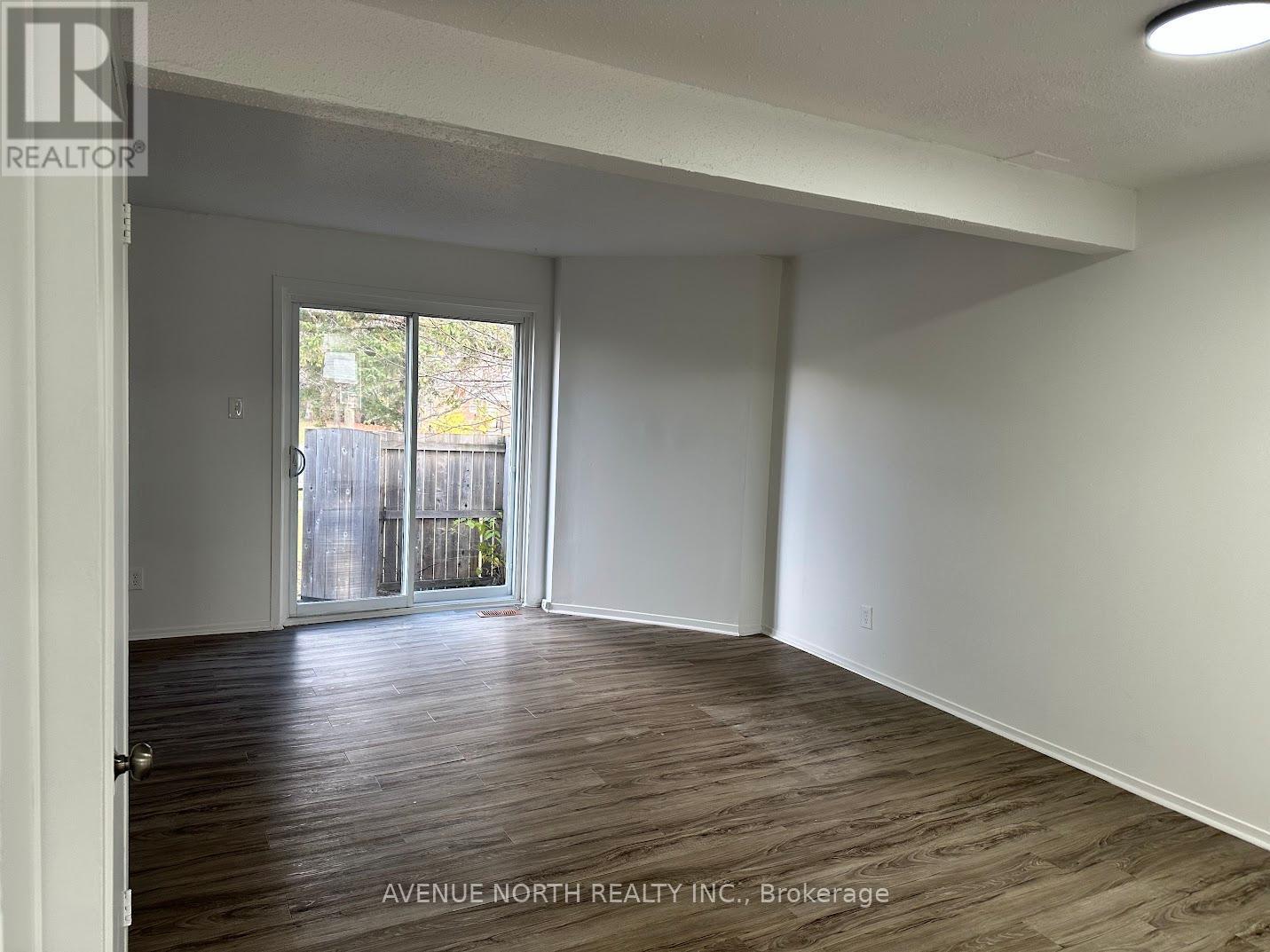 65 - 1787 Dondale Street, Ottawa, Ontario  K1B 5H9 - Photo 8 - X12519940