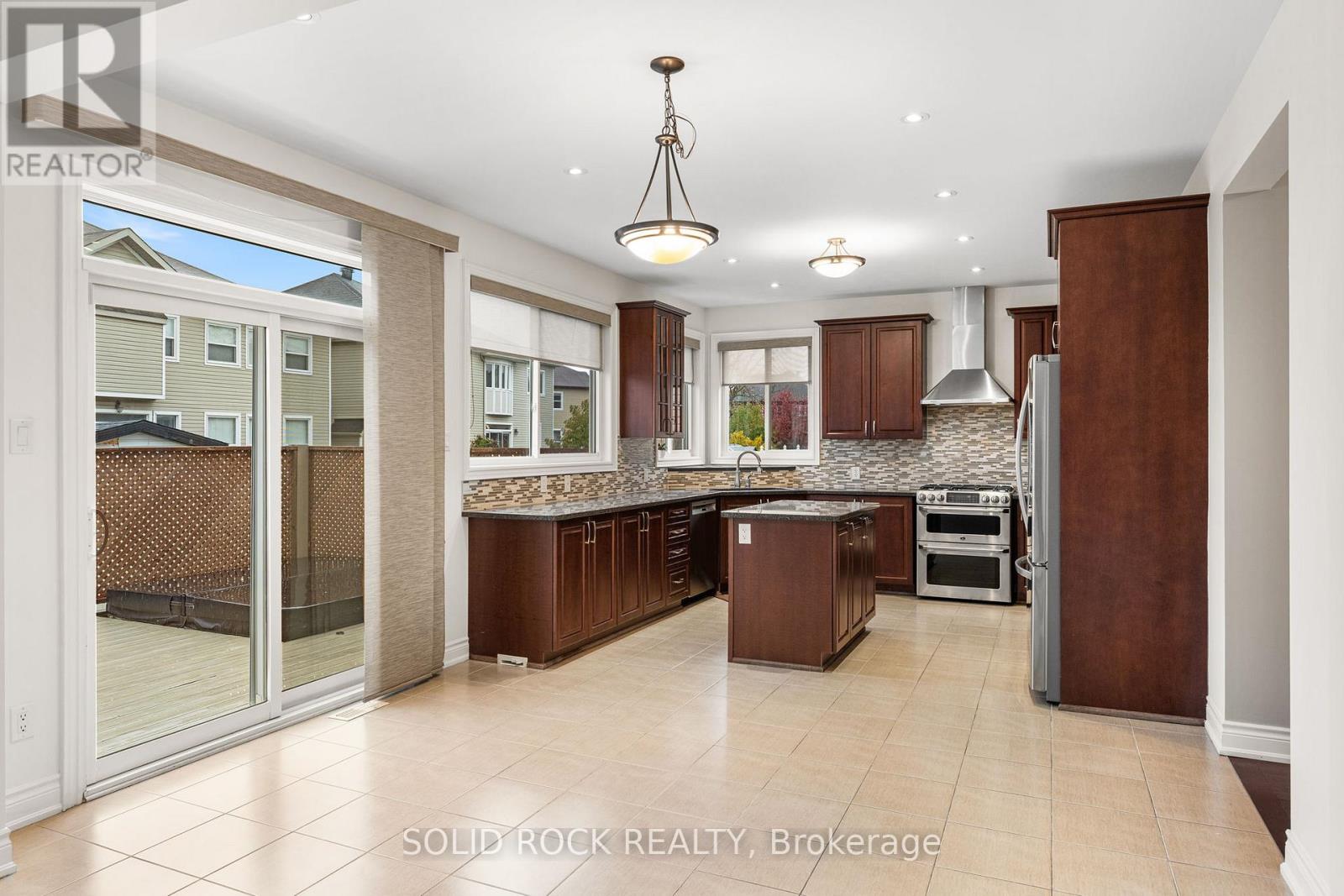 347 Bamburgh Way, Ottawa, Ontario  K2J 5R1 - Photo 13 - X12519950