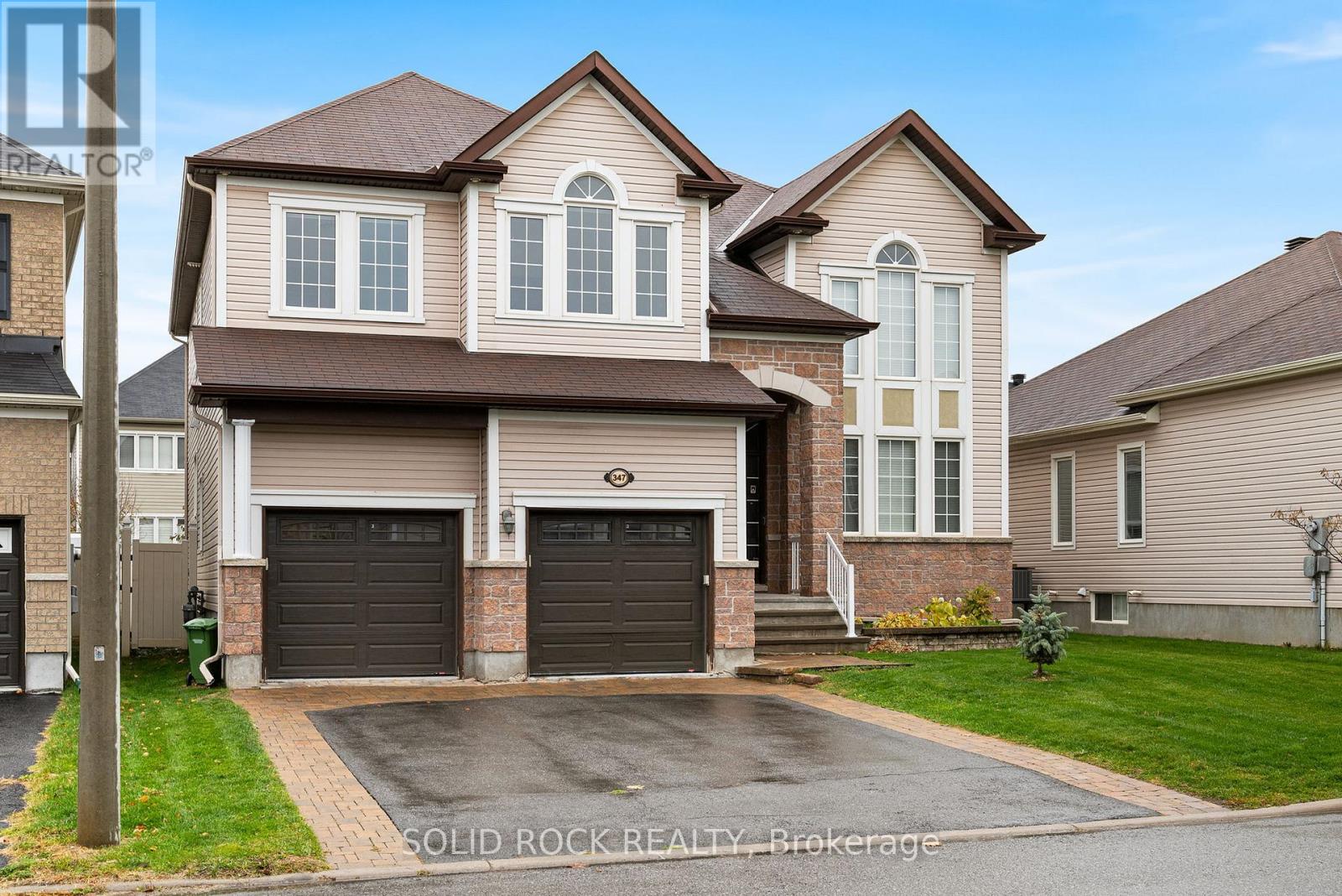 347 Bamburgh Way, Ottawa, Ontario  K2J 5R1 - Photo 2 - X12519950