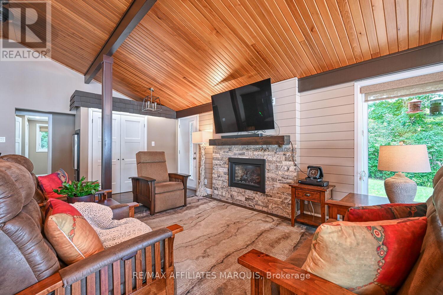 34 R7 Road, Rideau Lakes, Ontario  K0G 1L0 - Photo 6 - X12519966