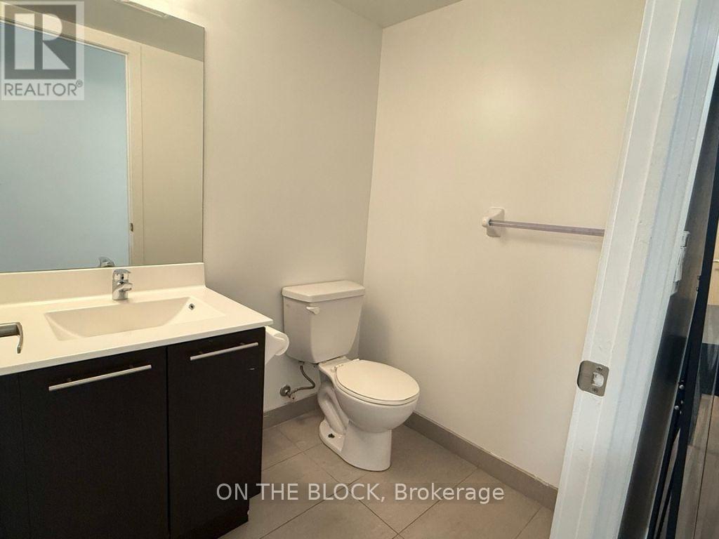 302 - 38 Joe Shuster Way, Toronto, Ontario  M6K 0A5 - Photo 10 - W12519842