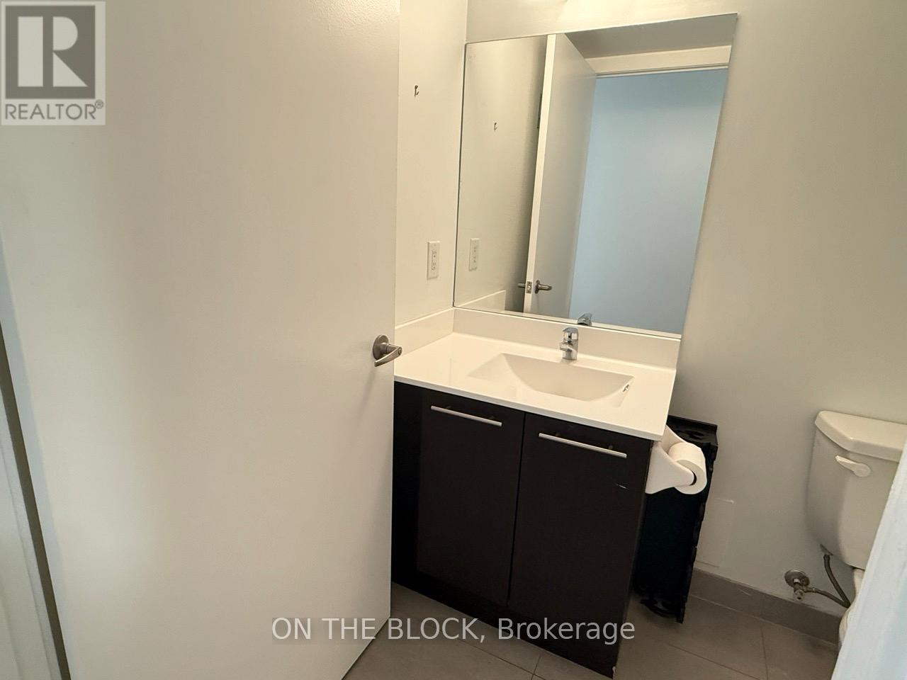 302 - 38 Joe Shuster Way, Toronto, Ontario  M6K 0A5 - Photo 11 - W12519842