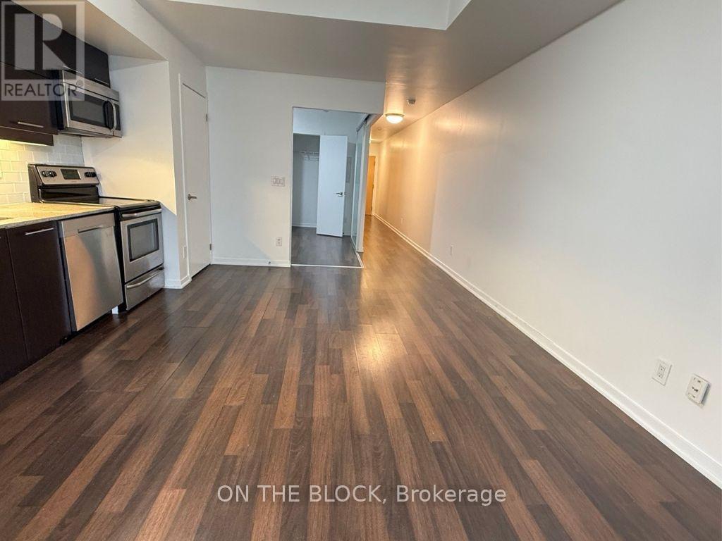 302 - 38 Joe Shuster Way, Toronto, Ontario  M6K 0A5 - Photo 8 - W12519842