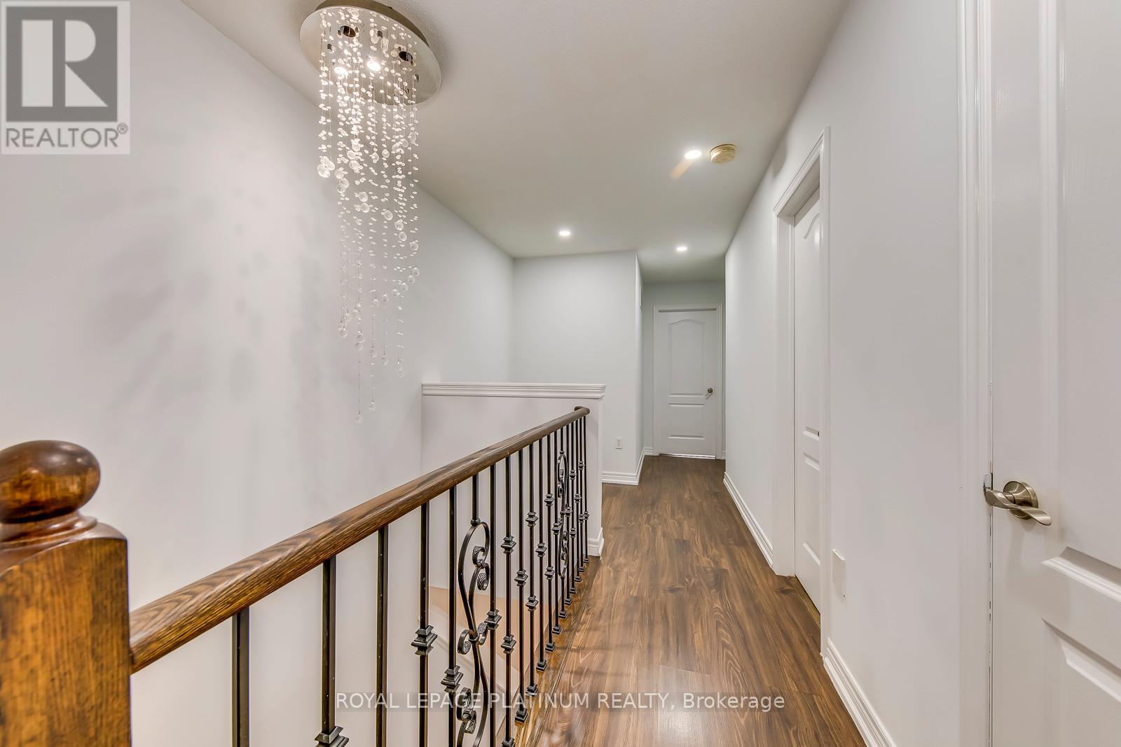 5644 Longboat Avenue, Mississauga, Ontario  L5M 7E8 - Photo 18 - W12519844