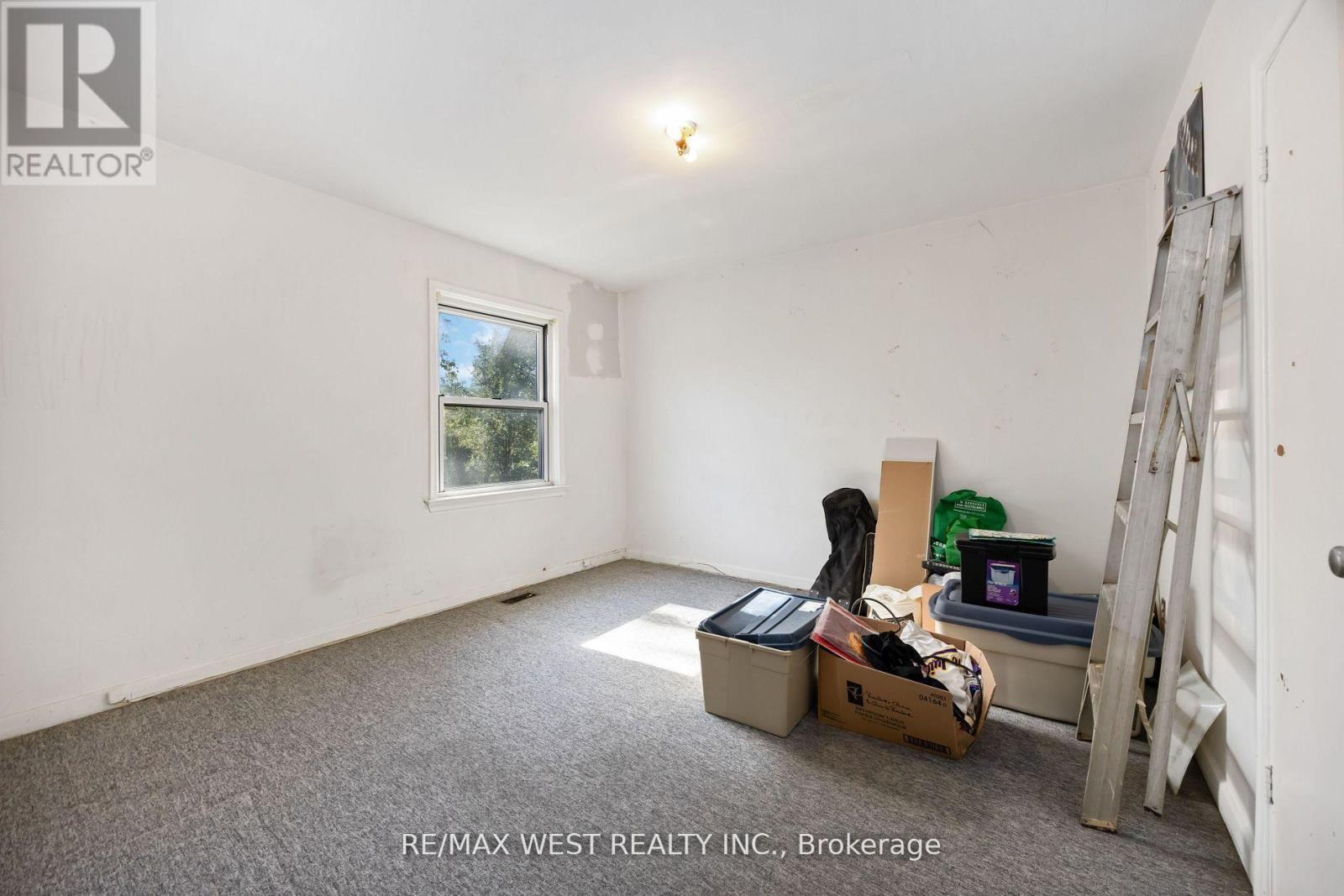 241 Eileen Avenue, Toronto, Ontario  M6N 1W5 - Photo 17 - W12519852