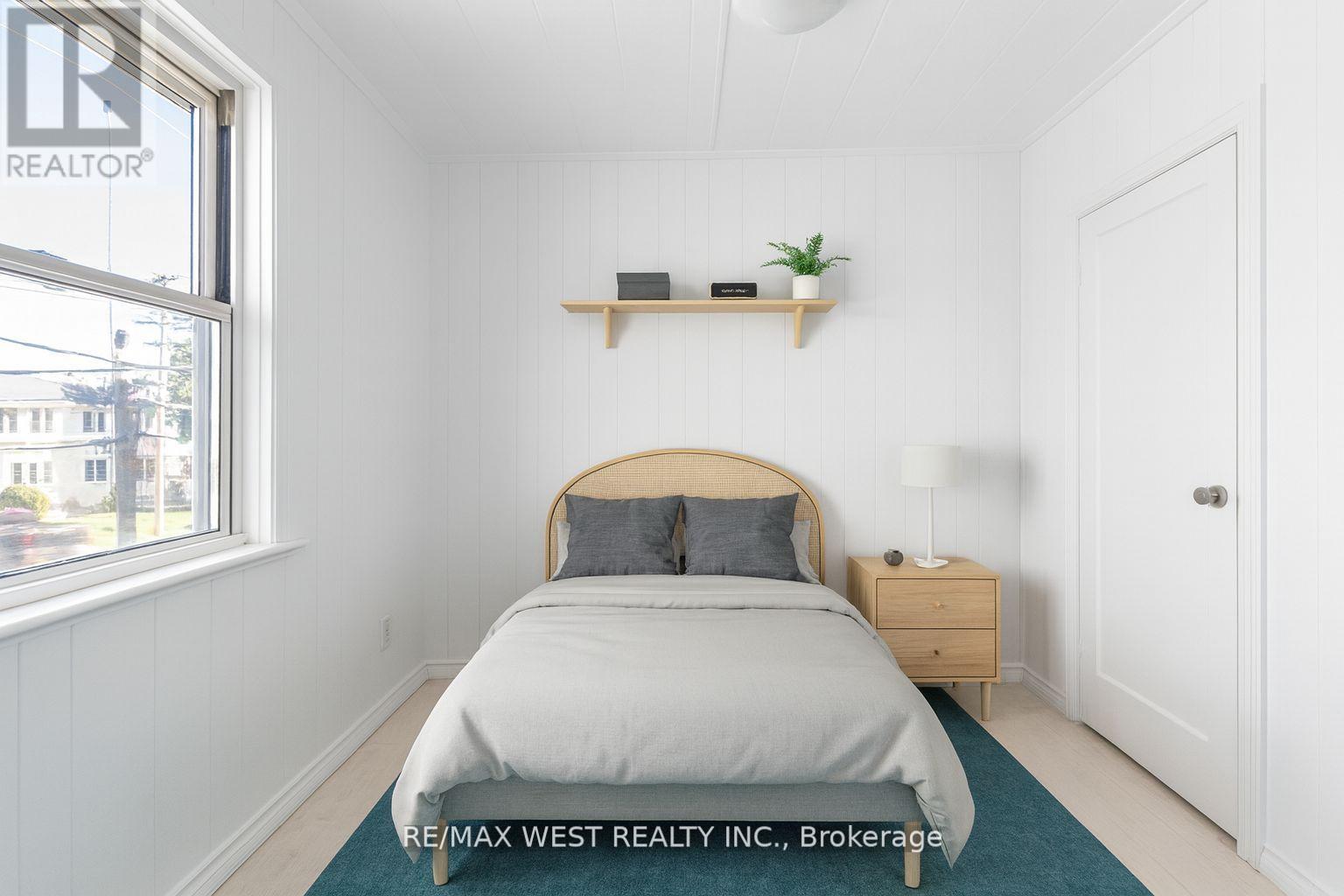 241 Eileen Avenue, Toronto, Ontario  M6N 1W5 - Photo 18 - W12519852