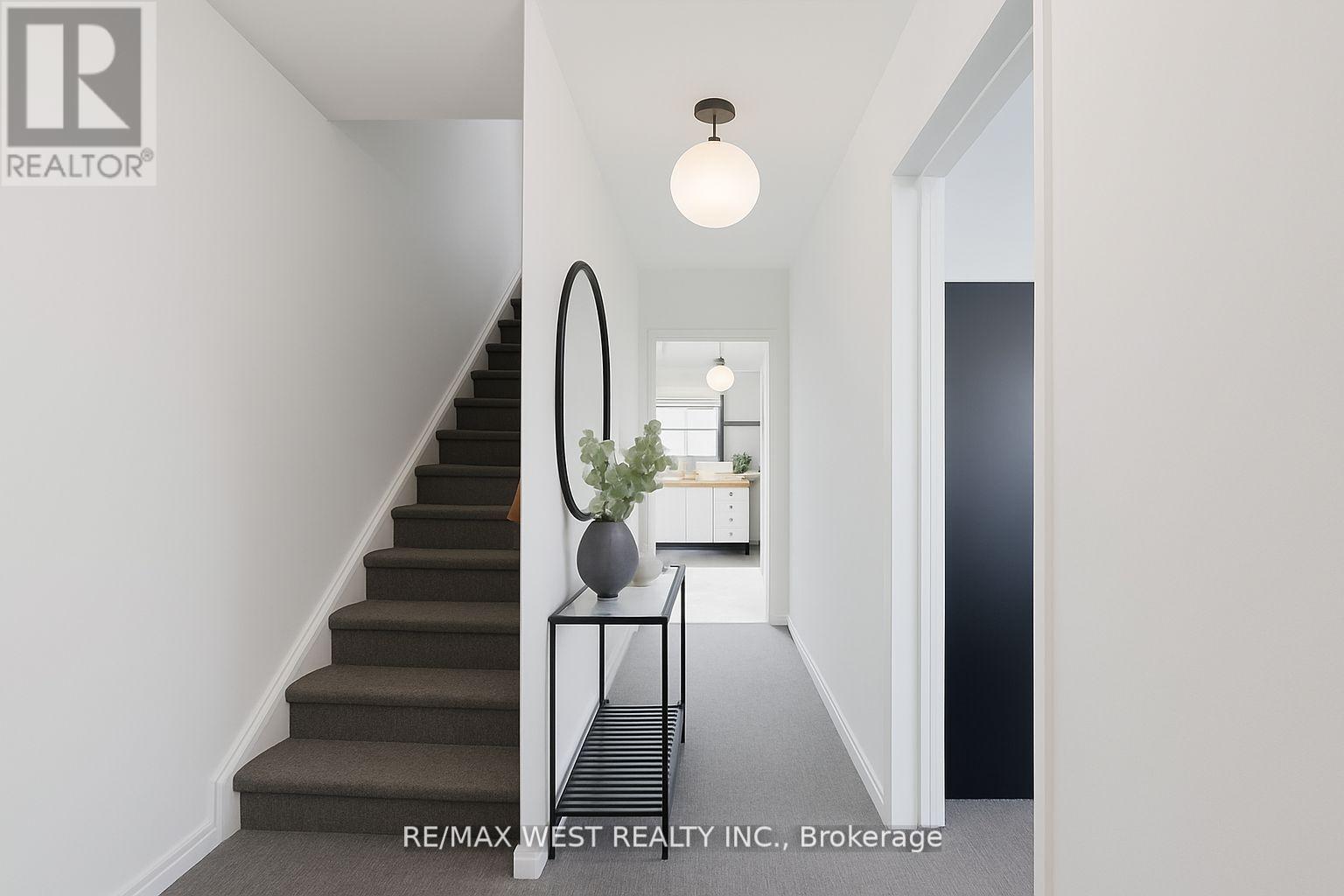 241 Eileen Avenue, Toronto, Ontario  M6N 1W5 - Photo 2 - W12519852